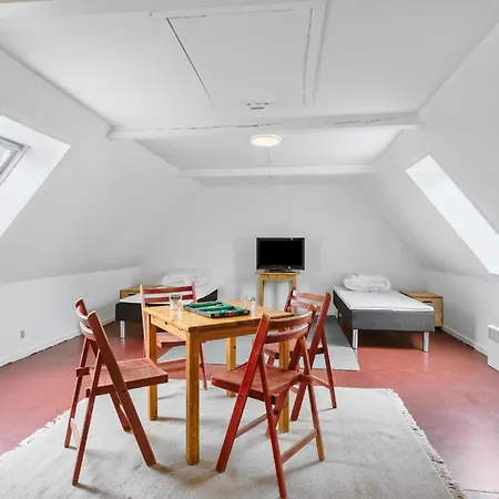 2 Bedroom Beautiful In Aeroskobing
