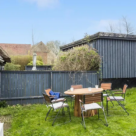 2 Bedroom Beautiful In Aeroskobing